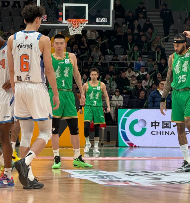 赵继伟赛点兑现,圣安东尼奥马刺淘汰拜仁慕尼黑晋级四强,主帅激动落泪的简单介绍 赵继伟赛点兑现,圣安东尼奥马刺淘汰拜仁慕尼黑晋级四强,主帅激动落泪的简单介绍